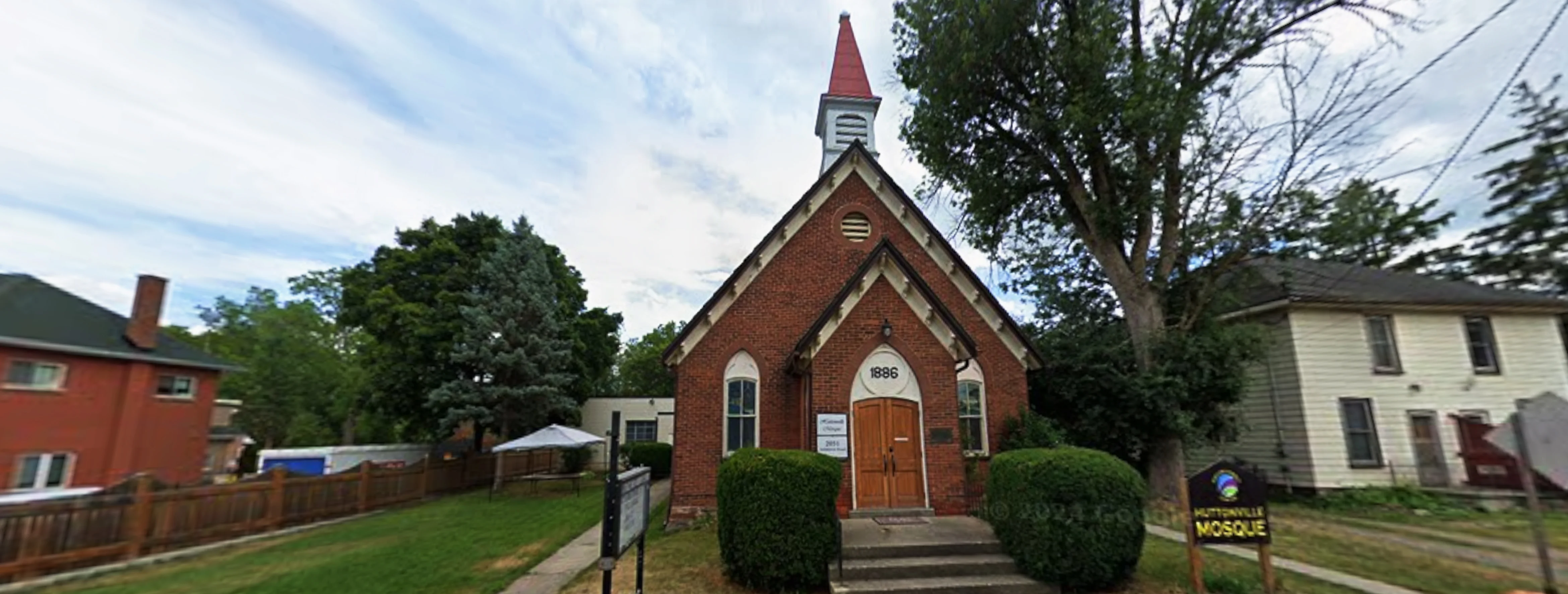 Exterior view of Huttonville Mosque Brampton building